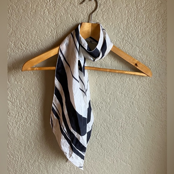 Denis Lejay hand painted silk scarf - Picture 1 of 6